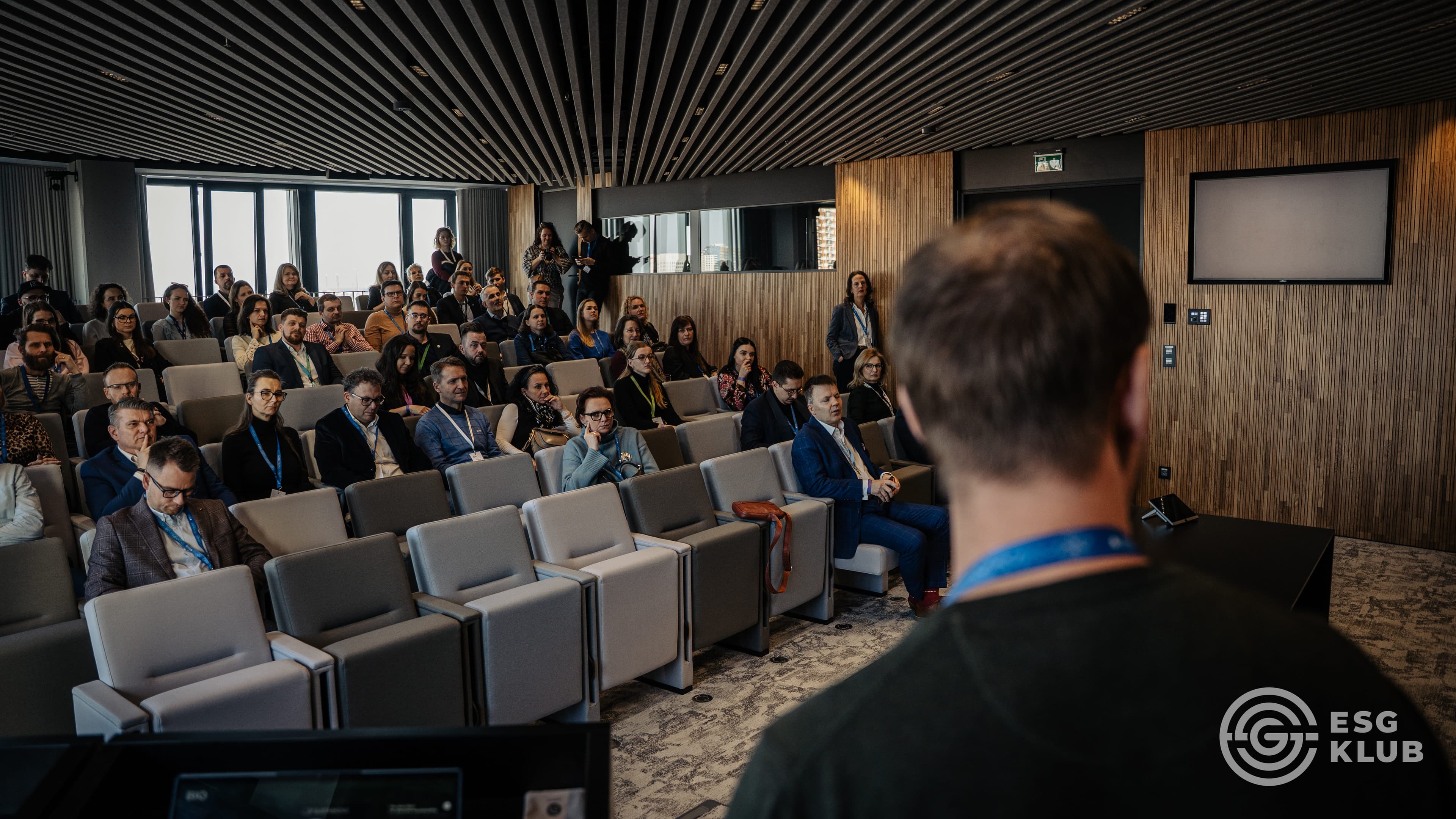 Inspire 4 - premietanie dokumentu Beyond Zero